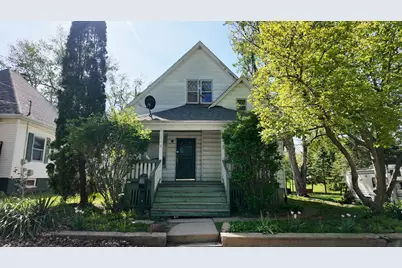 113 S Isabella Street, Clifton, IL 61727 - Photo 1