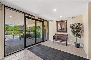 3350 N Carriageway Dr, Arlington Heights, IL 60004 - Photo 19