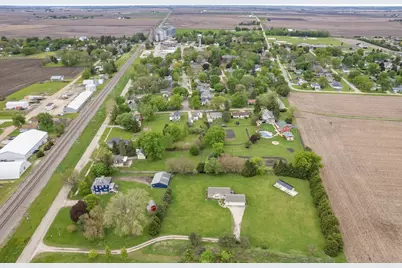 460 E Railroad Avenue, Leland, IL 60531 - Photo 29