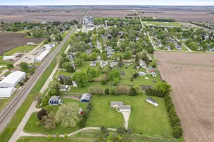 460 E Railroad Ave, Leland, IL 60531 - Photo 29