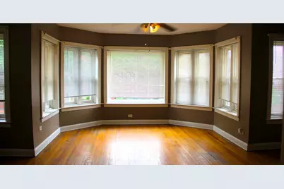 7813 S East End Avenue, Chicago, IL 60649 - Photo 7