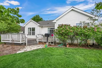 1624 Mansfield Drive, Aurora, IL 60502 - Photo 19
