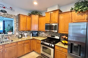8537 Grove St, Morton Grove, IL 60053 - Photo 15