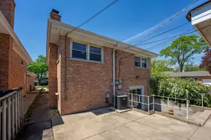 3873 Brummel St, Skokie, IL 60076 - Photo 31