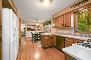 8255 W 138th St, Orland Park, IL 60462 - Photo 11