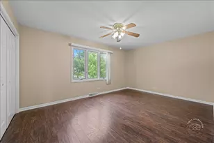 751 Monticello Dr, Naperville, IL 60563 - Photo 9