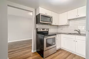 315 W Kimbell Ave, Elmhurst, IL 60126 - Photo 5
