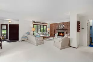 715 Tomlin Dr, Burr Ridge, IL 60527 - Photo 5