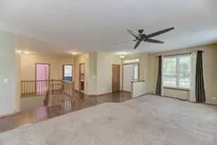 6415 Valley Ridge Dr, Plainfield, IL 60586 - Photo 7