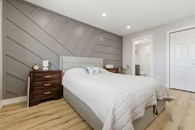 [Address not provided], Chicago Ridge, IL 60415 - Photo 7
