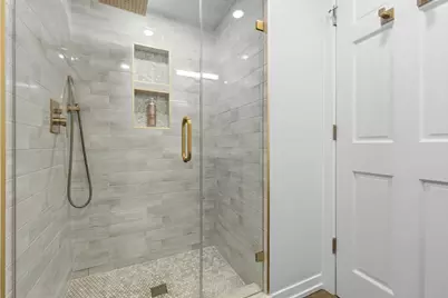 [Address not provided], Chicago Ridge, IL 60415 - Photo 9