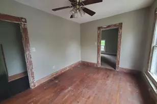 211 S West St, Cambridge, IL 61238 - Photo 13