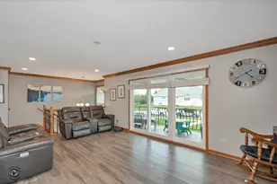 10501 Eagle Ridge Dr, Orland Park, IL 60467 - Photo 5