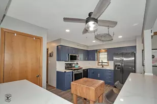 10501 Eagle Ridge Dr, Orland Park, IL 60467 - Photo 11