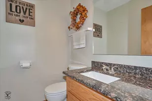 10501 Eagle Ridge Dr, Orland Park, IL 60467 - Photo 23