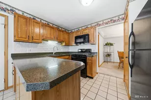 9845 Cambridge Ct, Mokena, IL 60448 - Photo 11