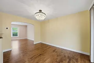 4065 Winston Dr, Hoffman Estates, IL 60192 - Photo 15