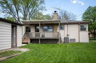510 N Fairview Ave, Mount Prospect, IL 60056 - Photo 23
