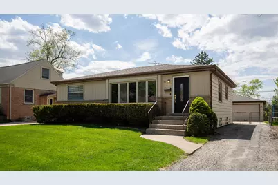 510 N Fairview Avenue, Mount Prospect, IL 60056 - Photo 1