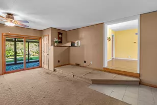179 N Hampshire Ave, Elmhurst, IL 60126 - Photo 9
