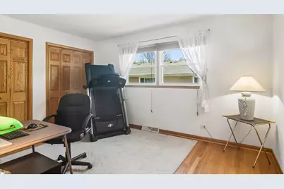 1600 E Linden Lane, Mount Prospect, IL 60056 - Photo 21