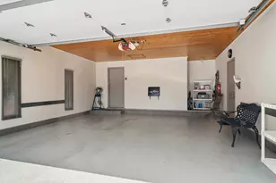 1600 E Linden Ln, Mount Prospect, IL 60056 - Photo 25