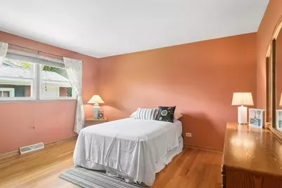 1600 E Linden Lane, Mount Prospect, IL 60056 - Photo 19