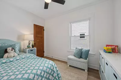 904 Hayes Avenue, Oak Park, IL 60302 - Photo 13