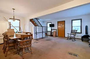 586 W Armitage Ave, Elmhurst, IL 60126 - Photo 9