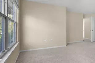 1660 Grove Ave, Schaumburg, IL 60193 - Photo 13