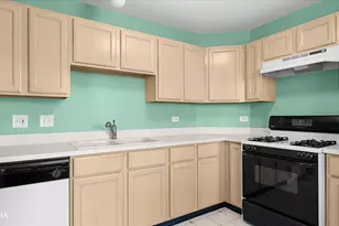 1660 Grove Ave, Schaumburg, IL 60193 - Photo 7