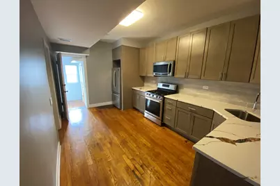 2323 W Fullerton Avenue, Chicago, IL 60647 - Photo 13