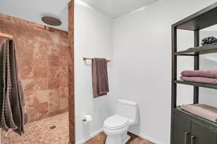 301 N Neil St, Champaign, IL 61820 - Photo 41