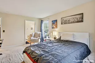 1152 N Red Oak Cir, Round Lake Beach, IL 60073 - Photo 9