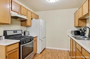1152 N Red Oak Cir, Round Lake Beach, IL 60073 - Photo 13