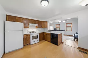 8871 S Beck Pl, Hometown, IL 60456 - Photo 5