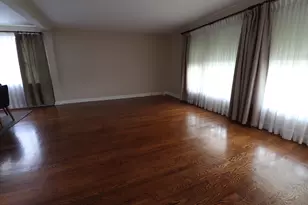817 Rowe Ave, Park Ridge, IL 60068 - Photo 7
