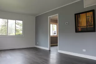 115 Algonquin St, Park Forest, IL 60466 - Photo 3