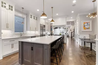 1924 W Farragut Avenue, Chicago, IL 60640 - Photo 11