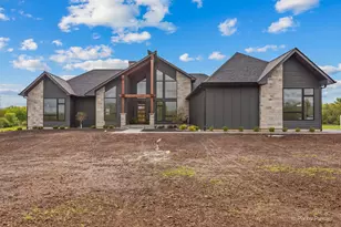 4311 Red Tail Ln, Johnsburg, IL 60051 - Photo 9