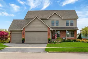 1917 Constitution St, Sycamore, IL 60178 - Photo 1