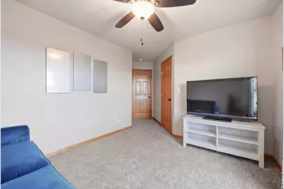 1917 Constitution Street, Sycamore, IL 60178 - Photo 25