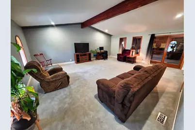 29 Stone Forge Pike, Flora, IL 62839 - Photo 3