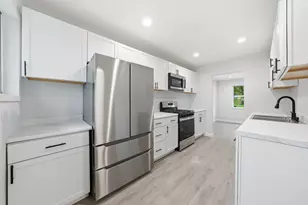 1354 Hirsch Ave, Calumet City, IL 60409 - Photo 9