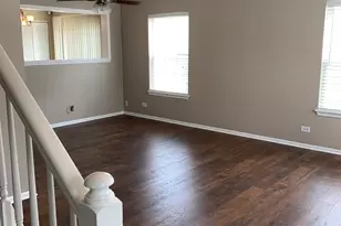 2454 Frost Dr, Aurora, IL 60503 - Photo 7