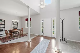 3328 Chase Ln, Elgin, IL 60124 - Photo 5