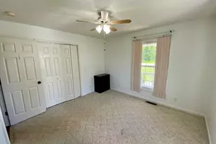 514 Country Club Rd, Centralia, IL 62801 - Photo 15