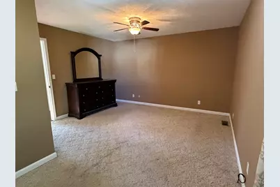 514 Country Club Road, Centralia, IL 62801 - Photo 9