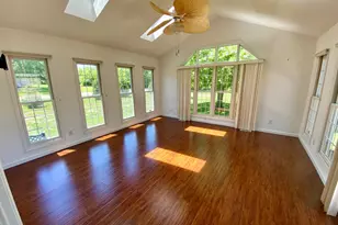 514 Country Club Rd, Centralia, IL 62801 - Photo 7