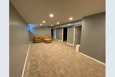 514 Country Club Road, Centralia, IL 62801 - Photo 17